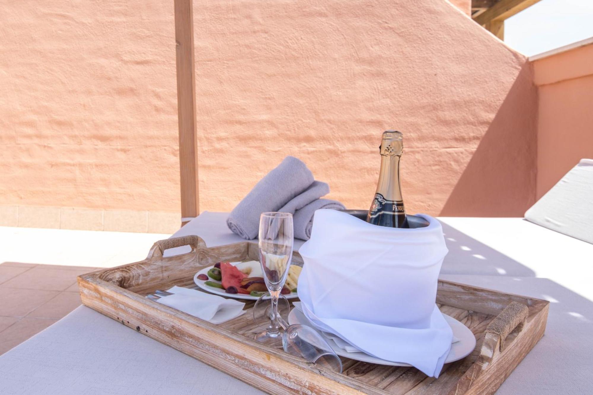 El Cortijo De Zahara By Qhotels Zahara de los Atunes Rom bilde